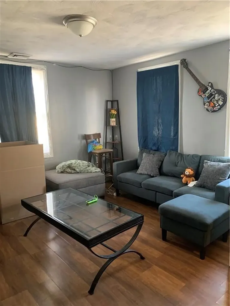 256 Lockwood Street Providence RI 02907