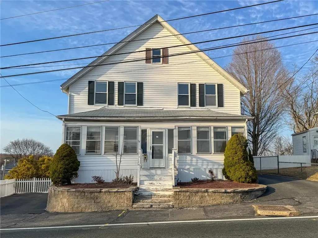 34 Smithfield Road Woonsocket RI 02895