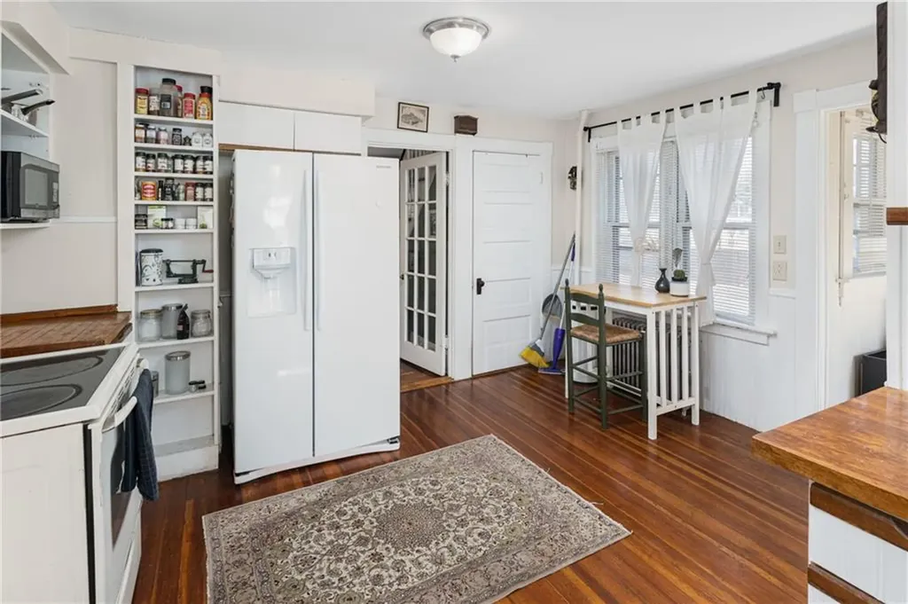 161 Rathbun Street Coventry RI 02816
