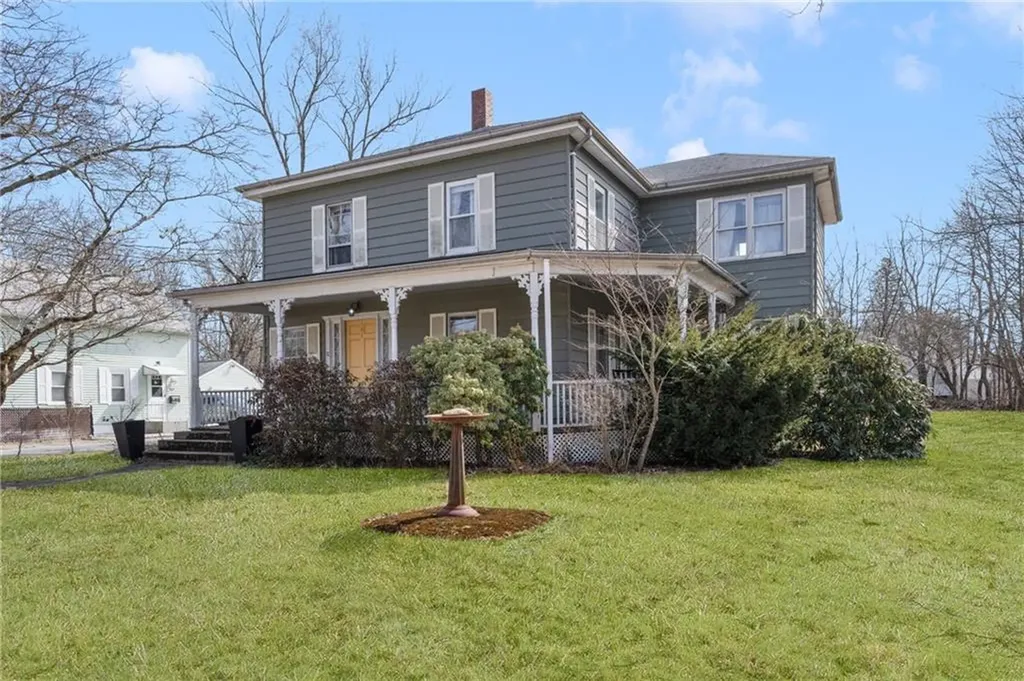 161 Rathbun Street Coventry RI 02816