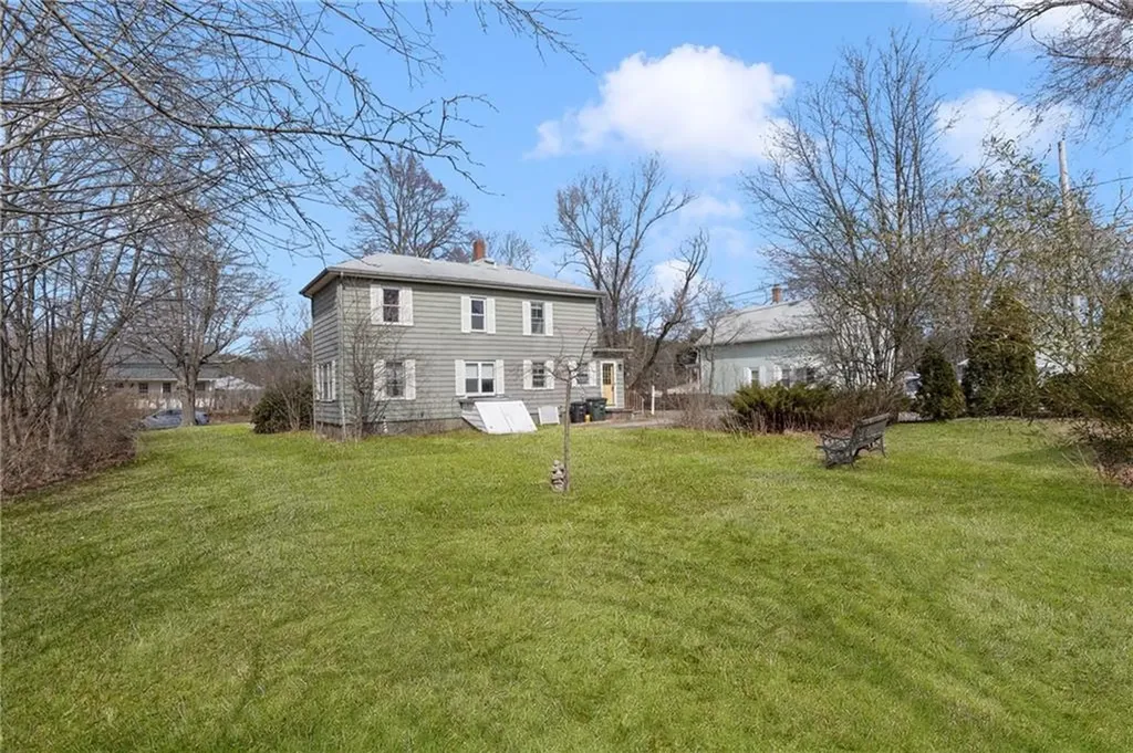 161 Rathbun Street Coventry RI 02816
