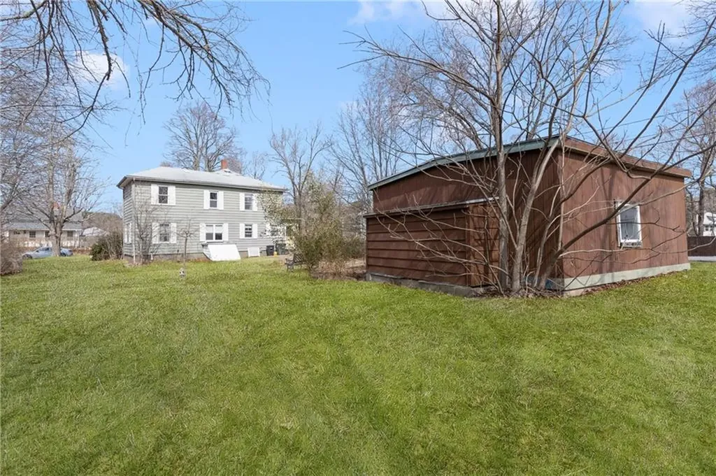 161 Rathbun Street Coventry RI 02816