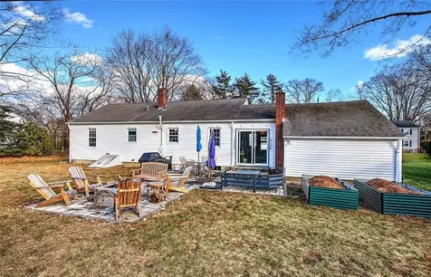 4 Hillcrest Avenue Smithfield RI 02828