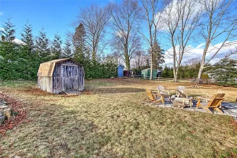 4 Hillcrest Avenue Smithfield RI 02828