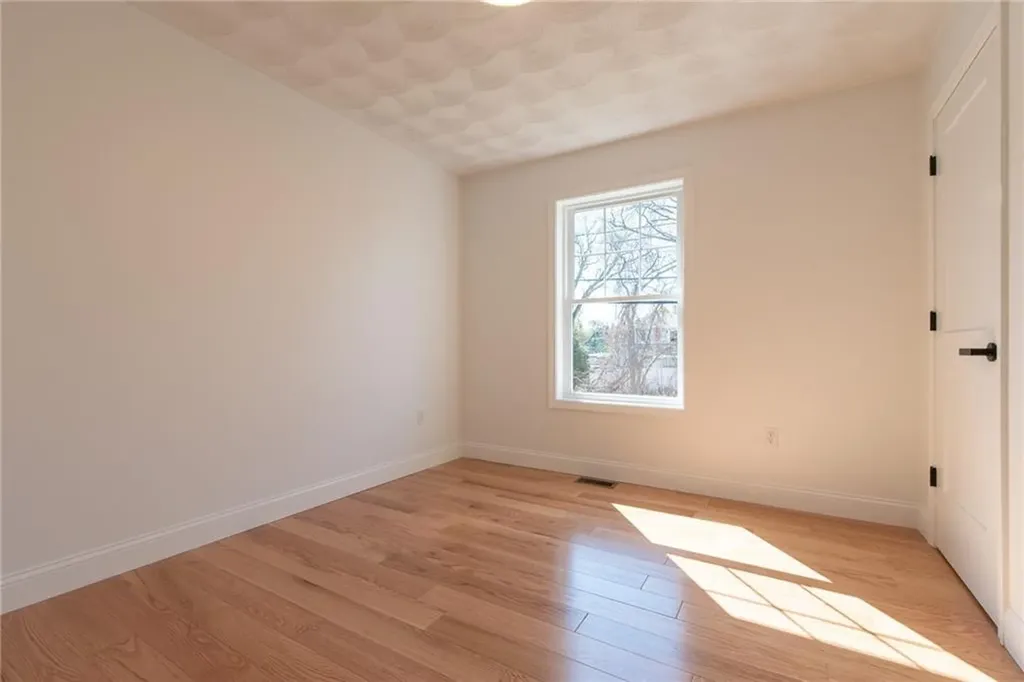 9 Ludlow Street Johnston RI 02919