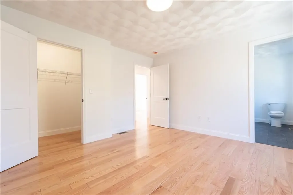 9 Ludlow Street Johnston RI 02919