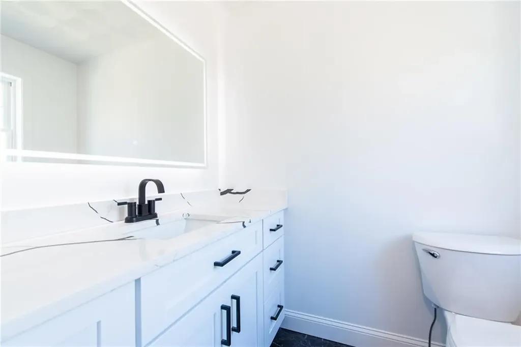9 Ludlow Street Johnston RI 02919
