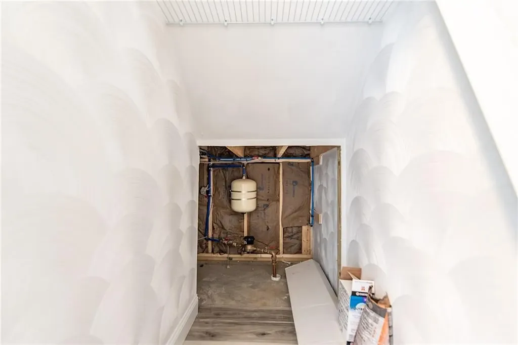 9 Ludlow Street Johnston RI 02919