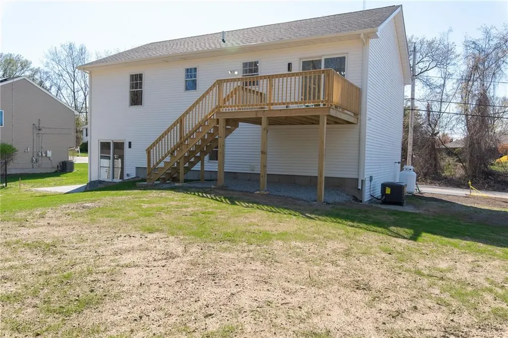 9 Ludlow Street Johnston RI 02919