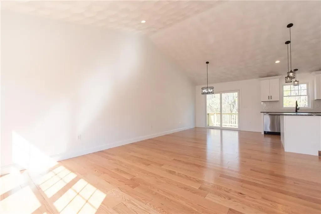 9 Ludlow Street Johnston RI 02919