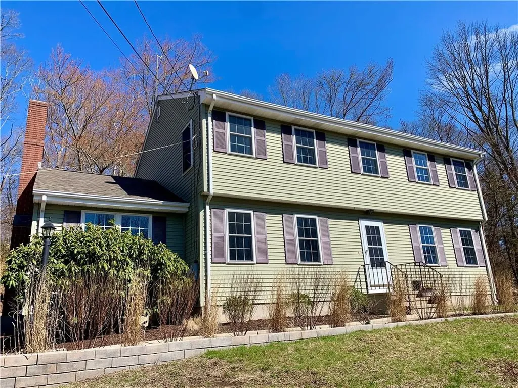 34 Maxson Hill Road Hopkinton RI 02804