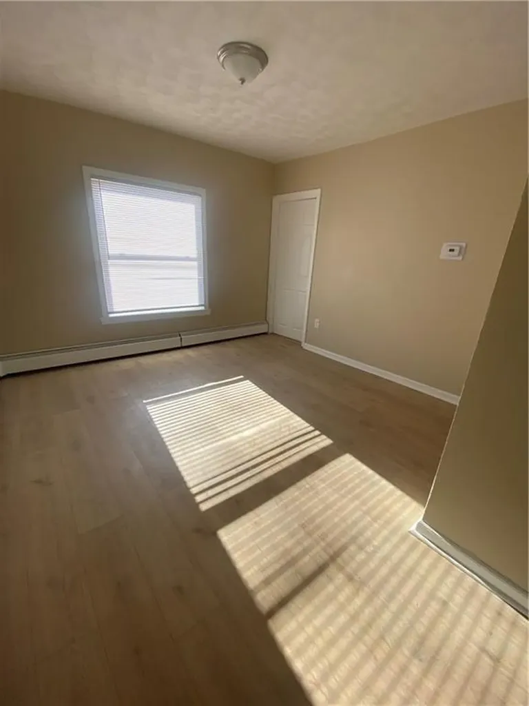 47 Urban Avenue Pawtucket RI 02860