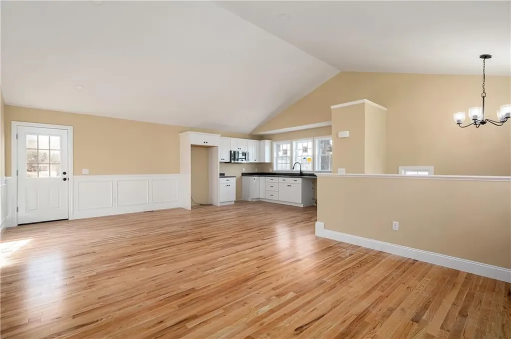 814 Elm Street Woonsocket RI 02895