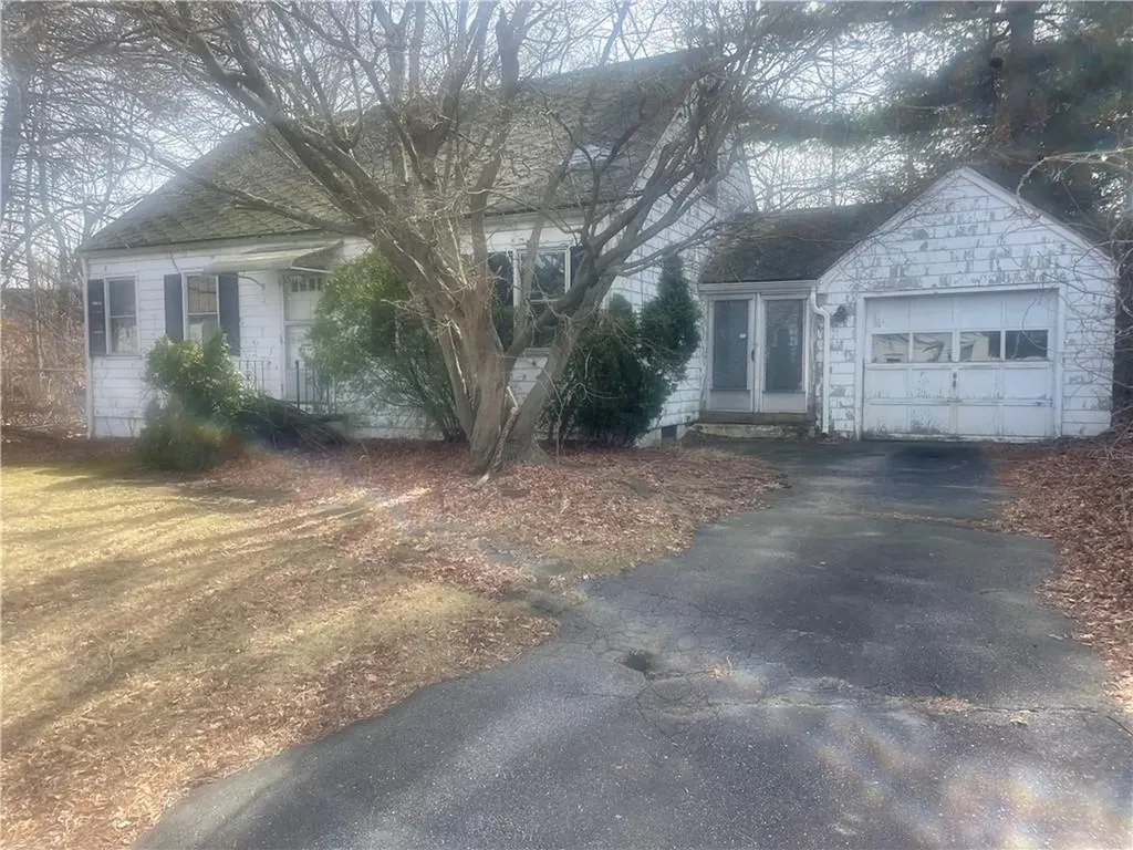 115 Welfare Avenue Cranston RI 02910
