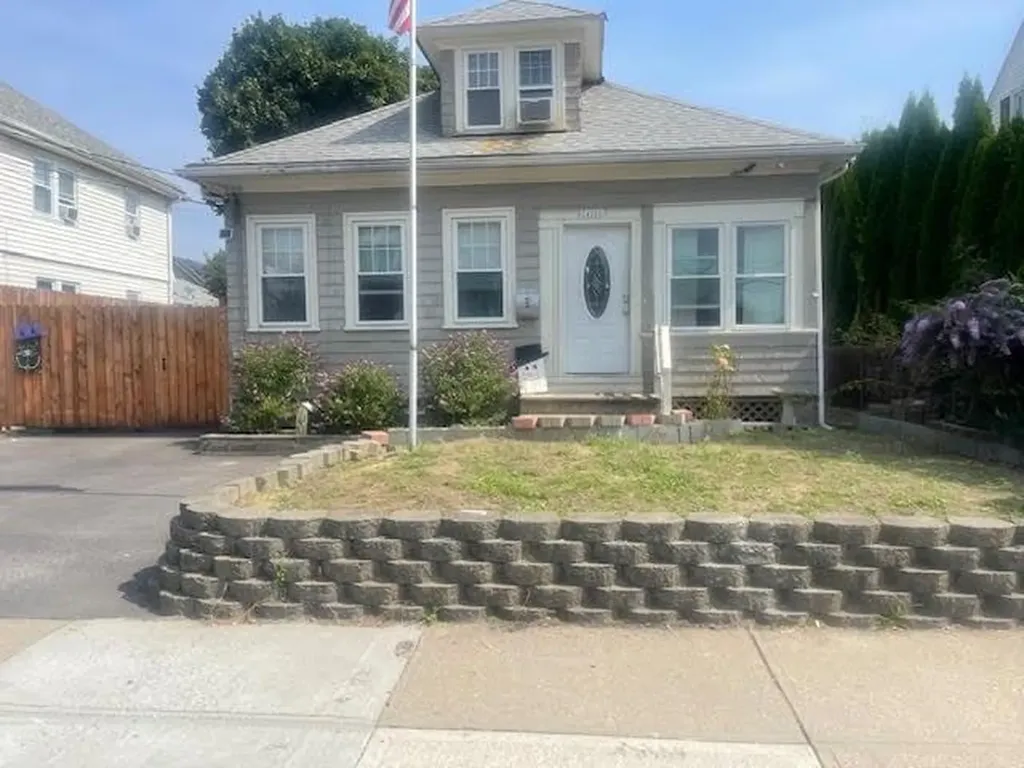 420 Webster Avenue Cranston RI 02920