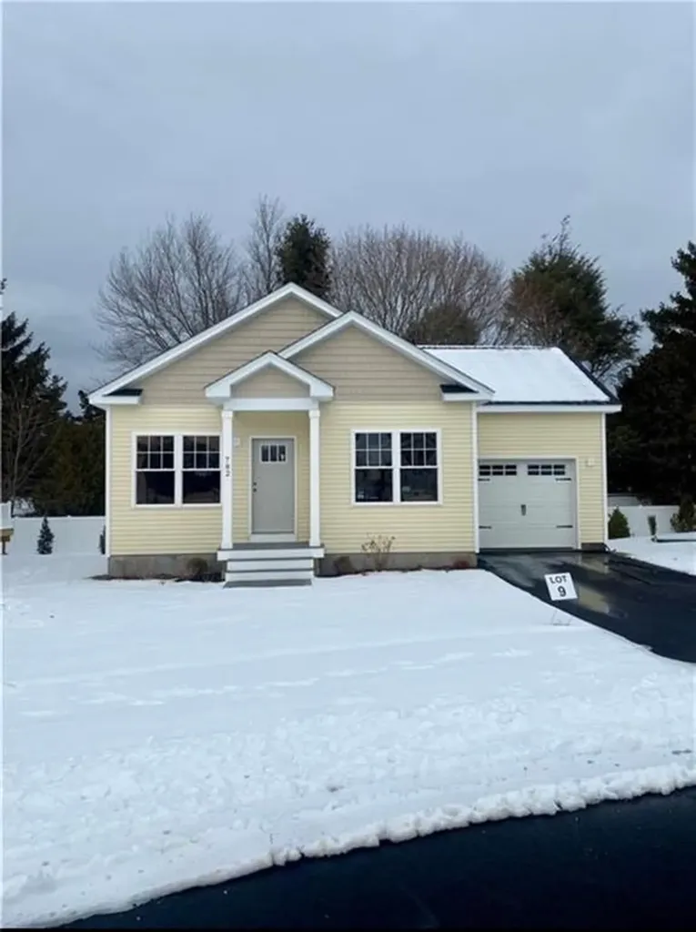 782 Sachem Road North Kingstown RI 02852