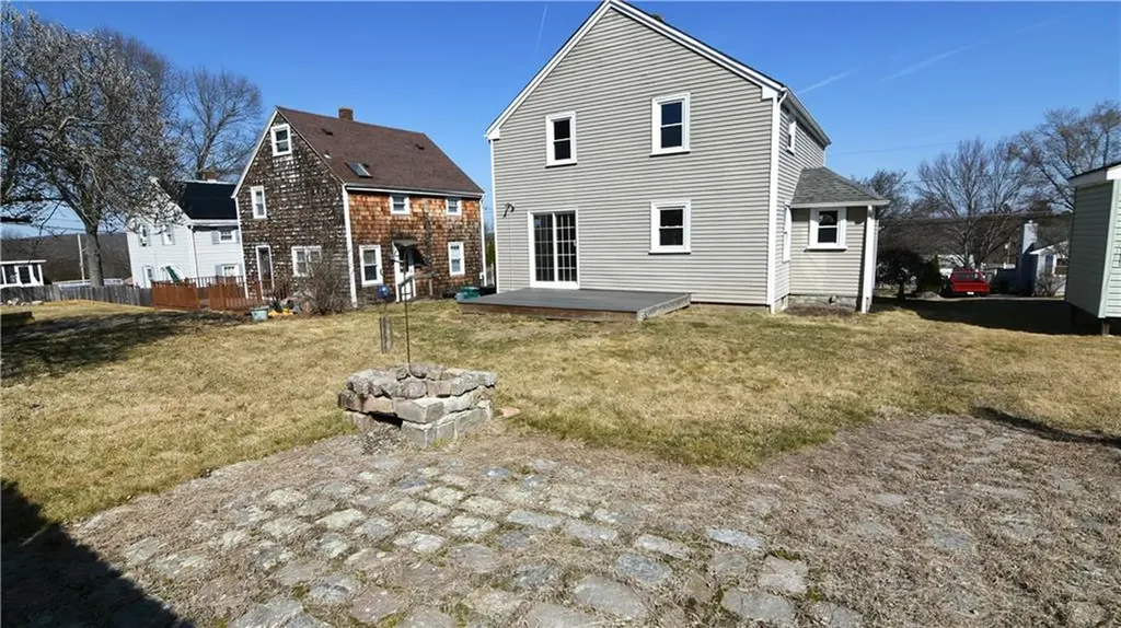 58 Cherry Hill Avenue Woonsocket RI 02895