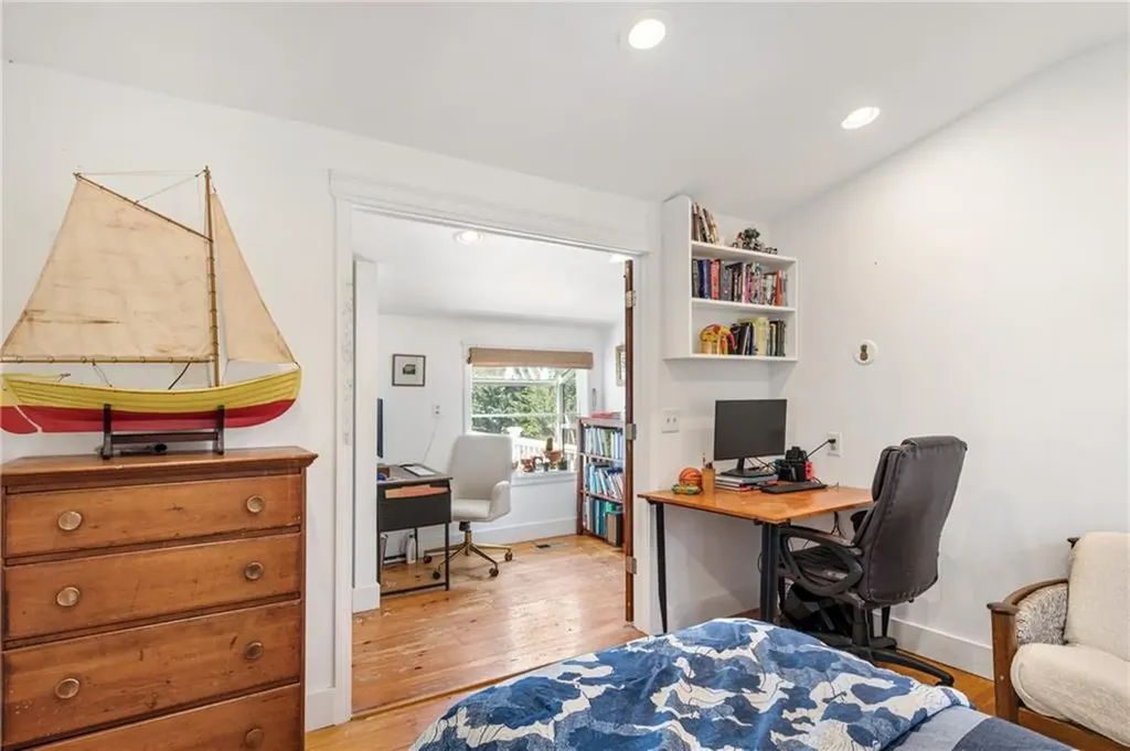 161 Freeborn Street Portsmouth RI 02871