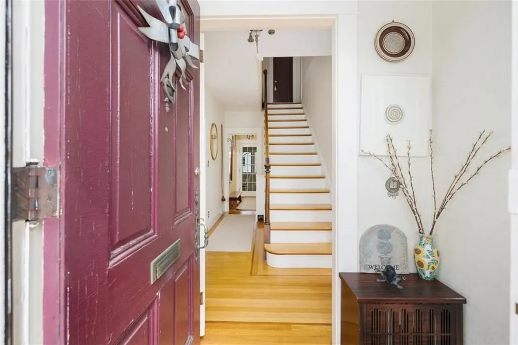 108 112 Woodbine Street Providence RI 02906
