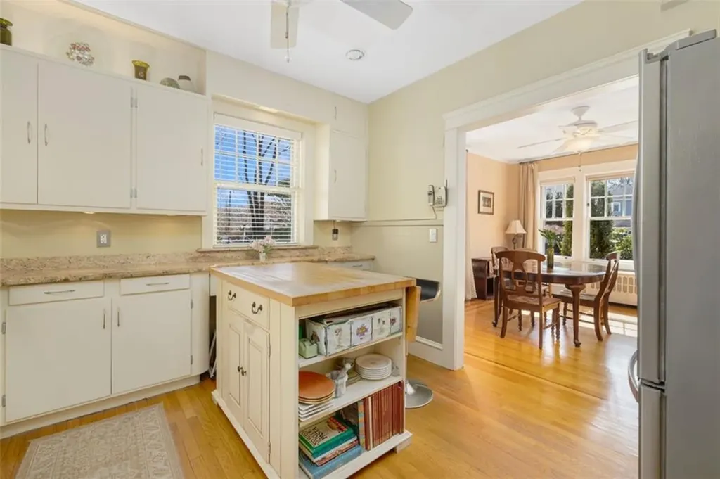 108 112 Woodbine Street Providence RI 02906