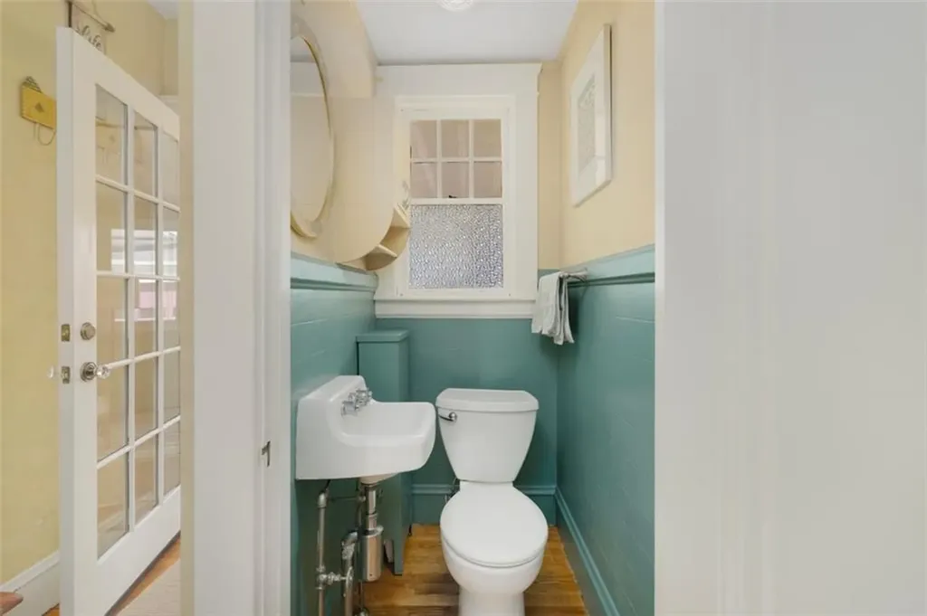 108 112 Woodbine Street Providence RI 02906