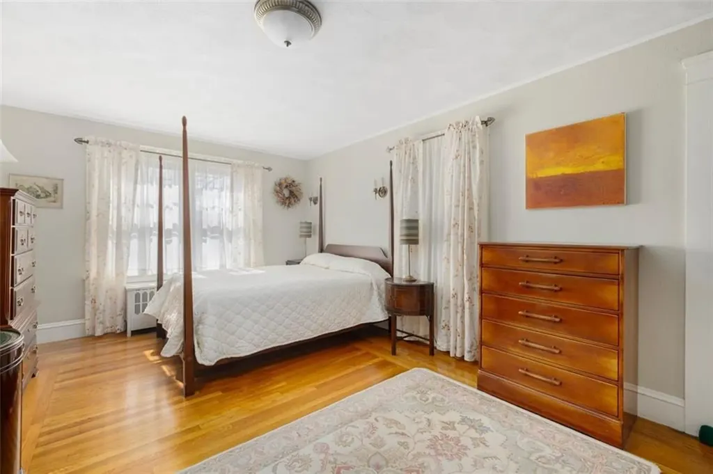 108 112 Woodbine Street Providence RI 02906