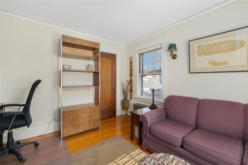 108 112 Woodbine Street Providence RI 02906