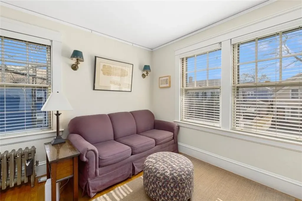 108 112 Woodbine Street Providence RI 02906