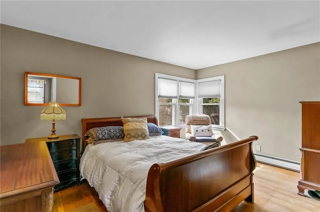 22 Elmwood Drive Bristol RI 02809