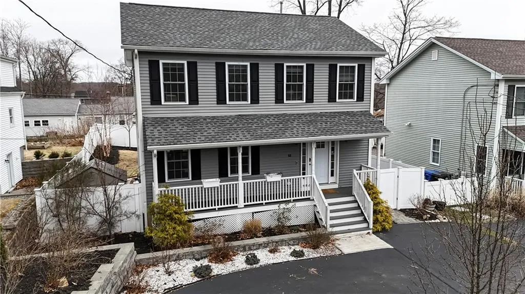 88 Phillip Avenue Cumberland RI 02864