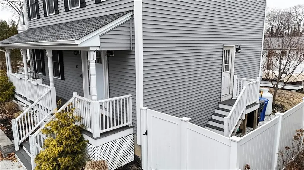 88 Phillip Avenue Cumberland RI 02864