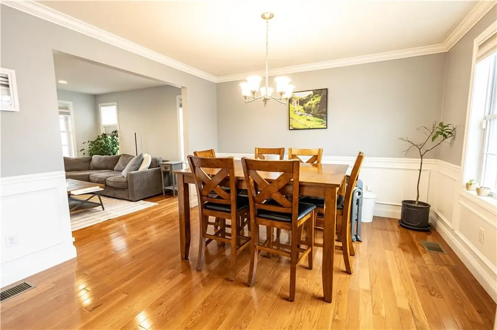 88 Phillip Avenue Cumberland RI 02864