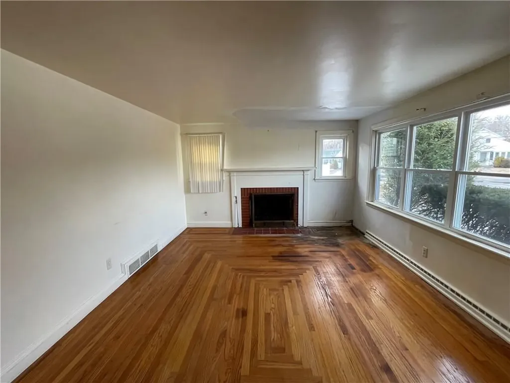 4 Sheffield Drive Lincoln RI 02865