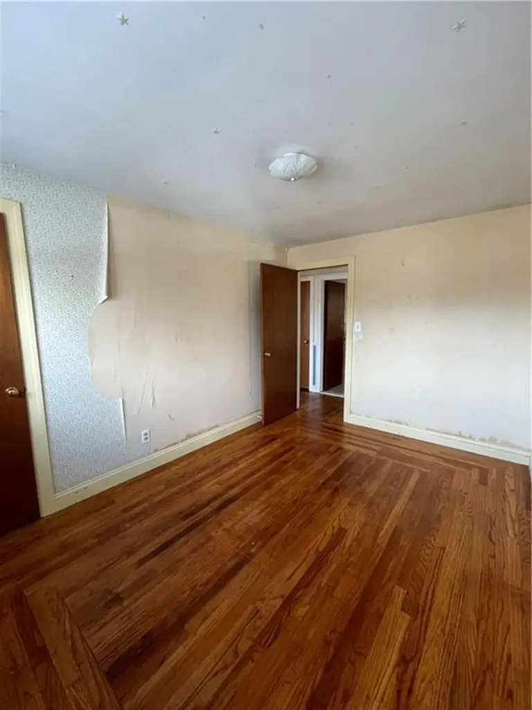 4 Sheffield Drive Lincoln RI 02865