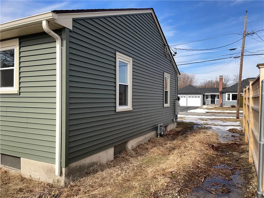 4 Sheffield Drive Lincoln RI 02865