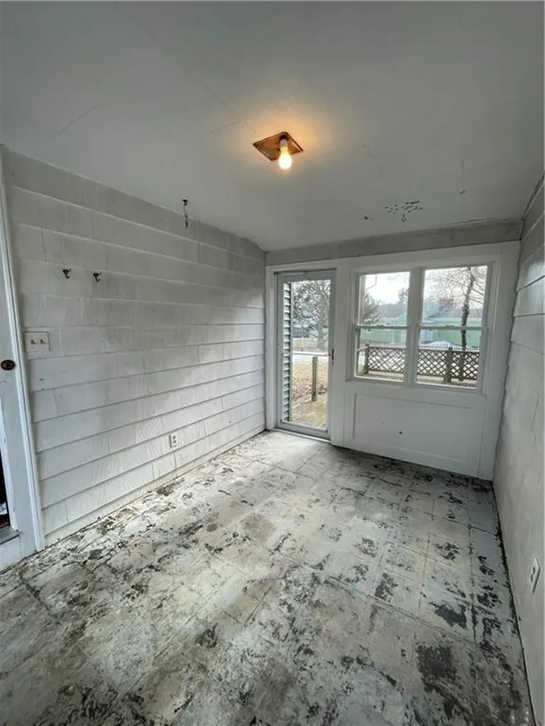 4 Sheffield Drive Lincoln RI 02865