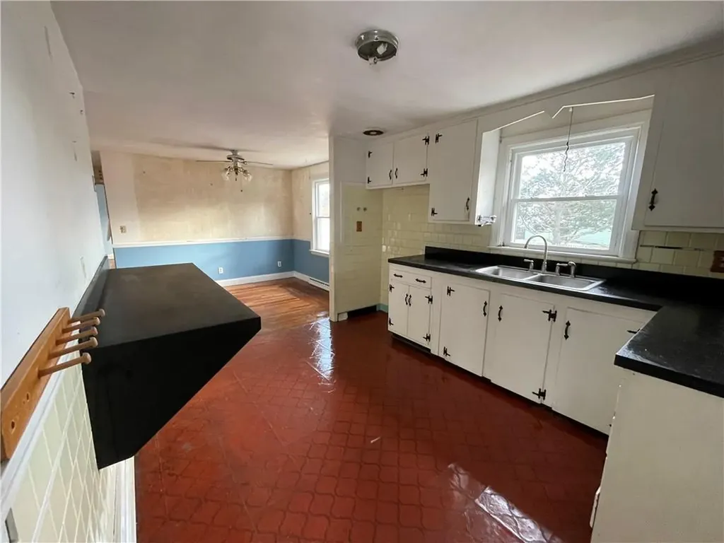 4 Sheffield Drive Lincoln RI 02865