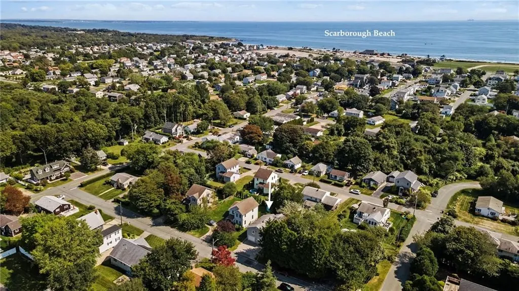 16 Coffey Avenue Narragansett RI 02882