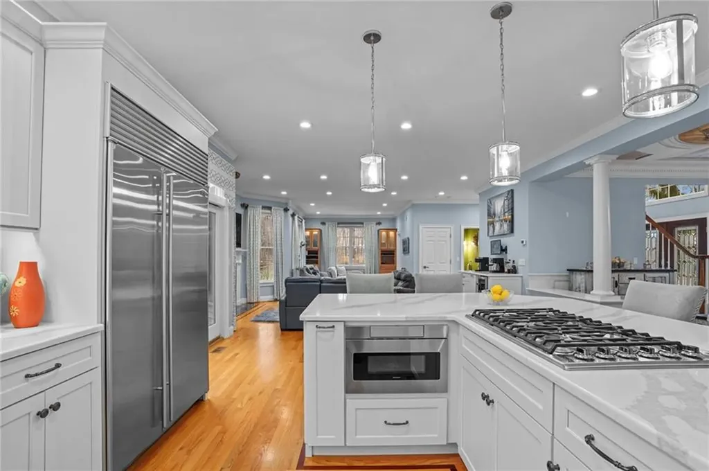 20 Fair Oaks Drive Lincoln RI 02865