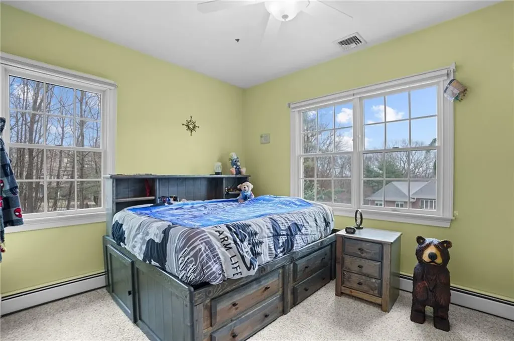 20 Fair Oaks Drive Lincoln RI 02865
