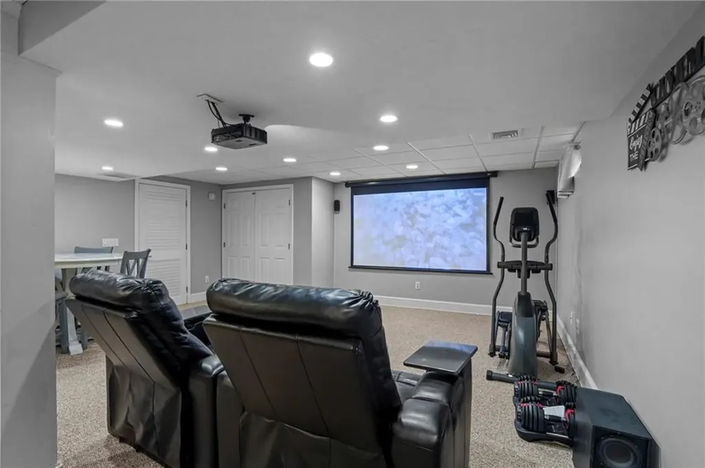 20 Fair Oaks Drive Lincoln RI 02865