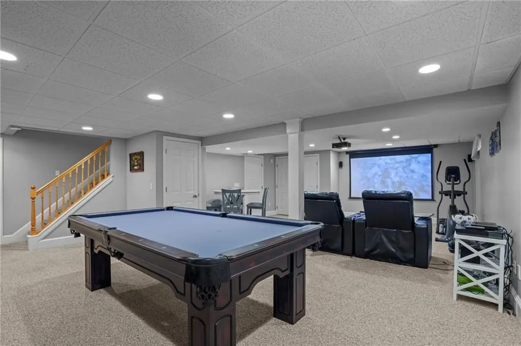 20 Fair Oaks Drive Lincoln RI 02865
