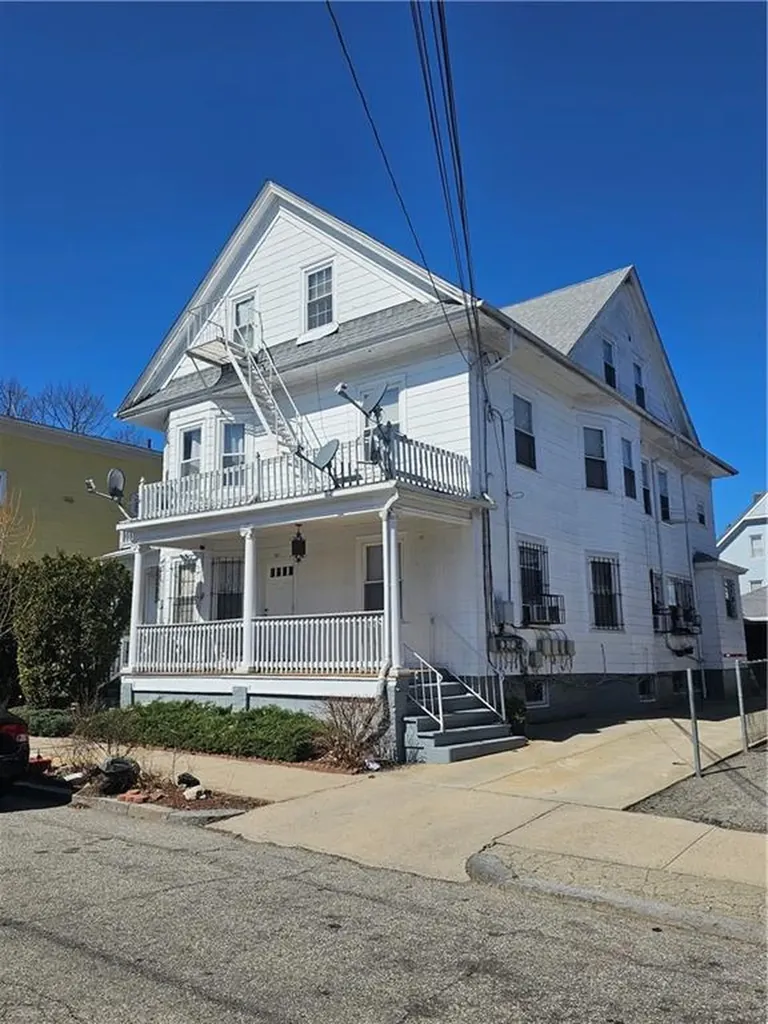 131 Mitchell Street Providence RI 02907