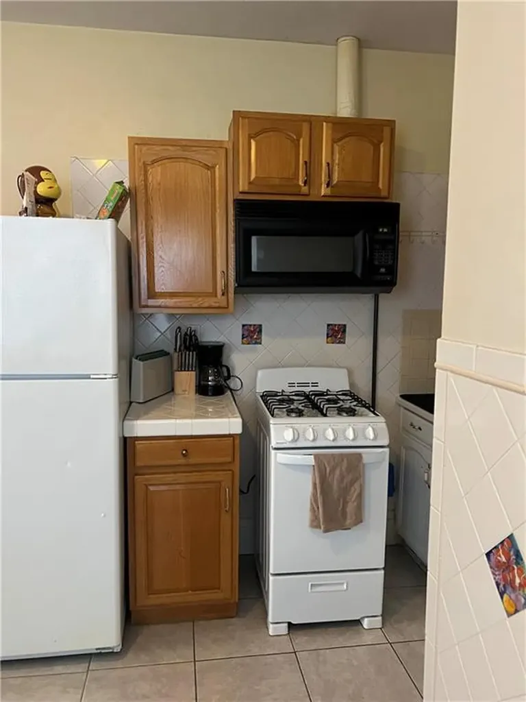 131 Mitchell Street Providence RI 02907