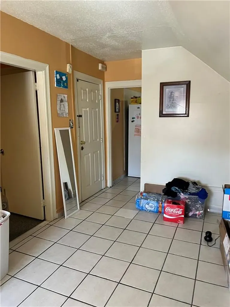 131 Mitchell Street Providence RI 02907