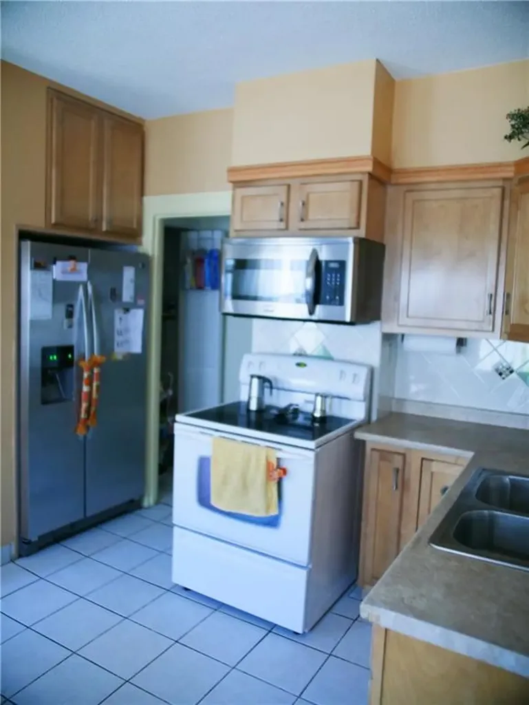 131 Mitchell Street Providence RI 02907