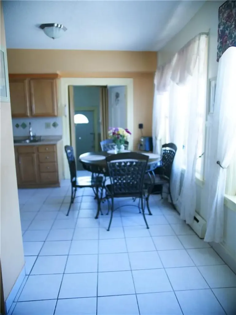 131 Mitchell Street Providence RI 02907
