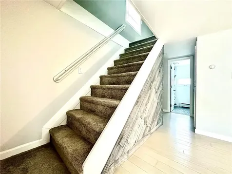 92 Cove Street Portsmouth RI 02871