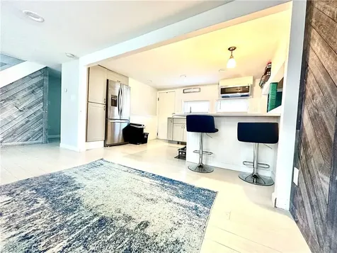 92 Cove Street Portsmouth RI 02871