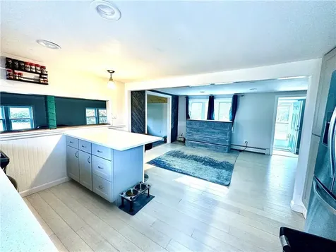 92 Cove Street Portsmouth RI 02871